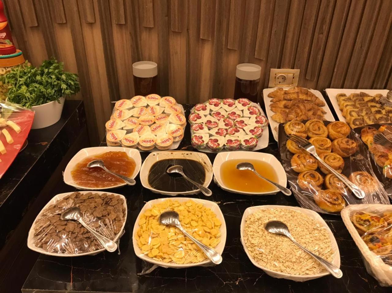 קהיר El Mesaadya Hotel מראה חיצוני תמונה